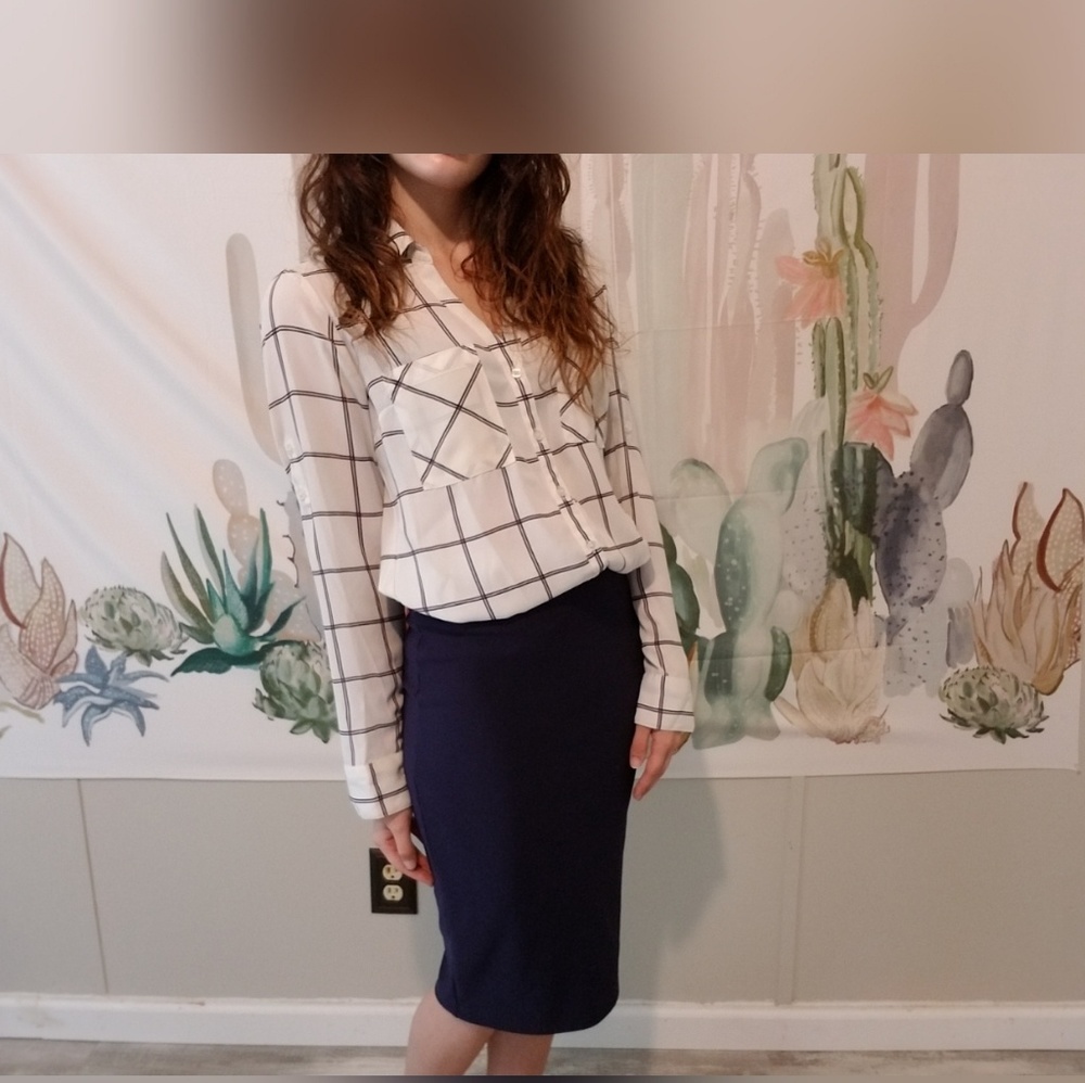 Forever 21 - Navy Blue Ribbed Pencil Skirt